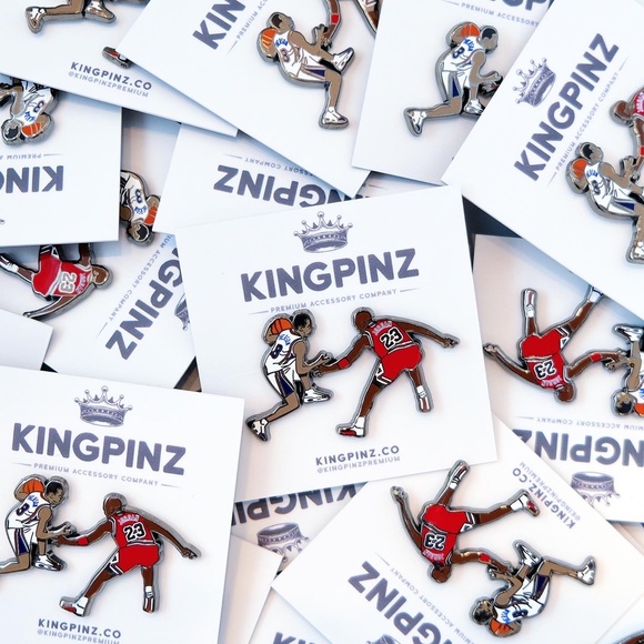 COPY - Michael Jackson Lapel Pin - Picture 2 of 2